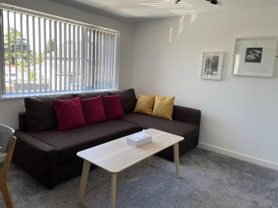 Paradigm House, Modern 2-Bedroom Duplex Apartment 2, Free Parking, Oxford Buitenkant foto